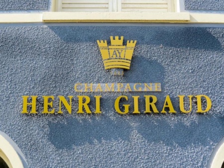 Donnez vie &agrave; vos enseignes par la gravure &agrave; Angerville-l'Orcher